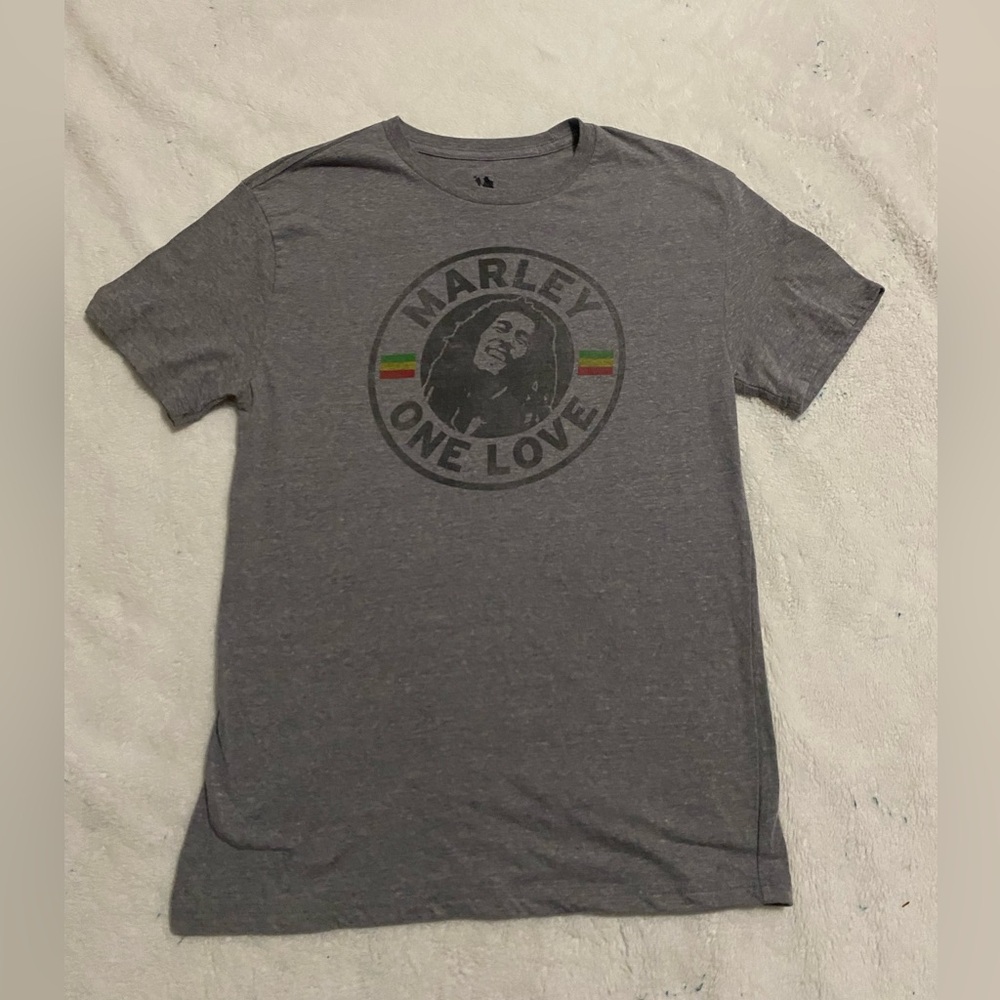 Grey Bob Marley shirt in Men’s size Large